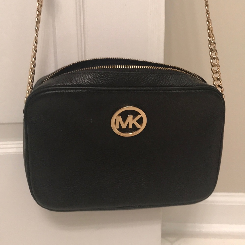 Michael Kors crossbody Black with Gold accents